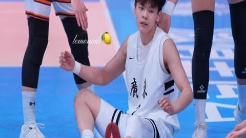 库尔图瓦下地技巧师承洛利雄，洛曾辅导切赫