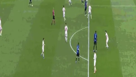 巴列卡诺VS毕巴前瞻：期号分析专家质合推荐前区十码